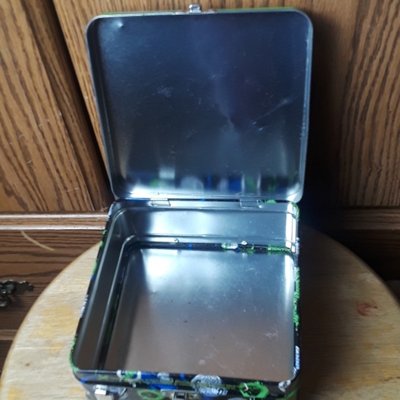 Teenage Mutant Ninja Turtles GreenTin Box 2015 - Picture 10 of 16